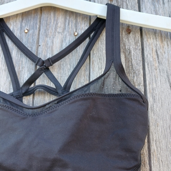 Lululemon Sweaty Endeavor Black Mesh Strappy Sports Bra Women Sz 4 Light Support - Picture 3 of 7